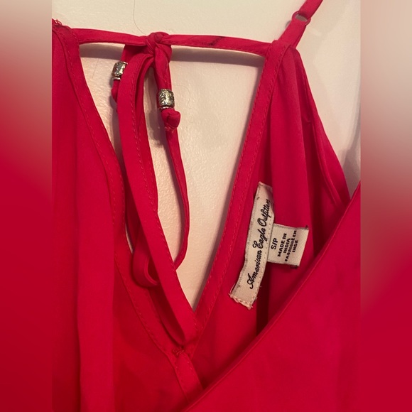 NWOT Pink American Eagle outfitters size S/P romper. Adjustable straps - Picture 2 of 6